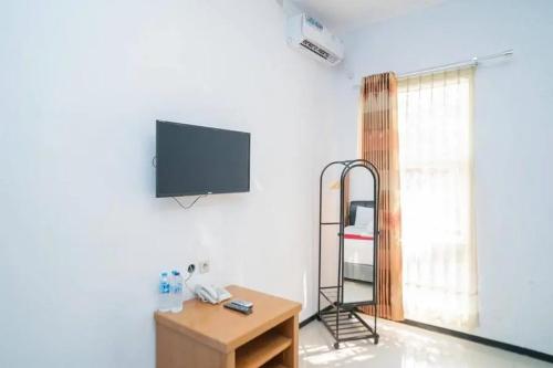 formerly reddoorz near jawa timur park 2