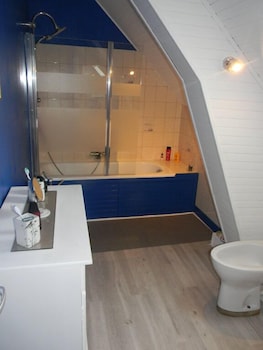 Chambres D'hôtes Dm,La Biardière,2 star