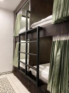 aborest tropical hostel