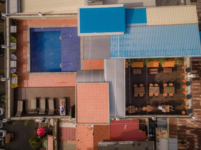 pooltop phnom penh