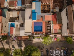 pooltop phnom penh