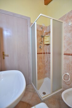 izzhome nora beach