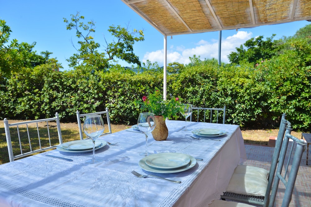 izzhome nora beach