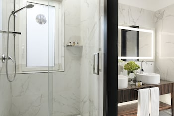 elle boutique hotel