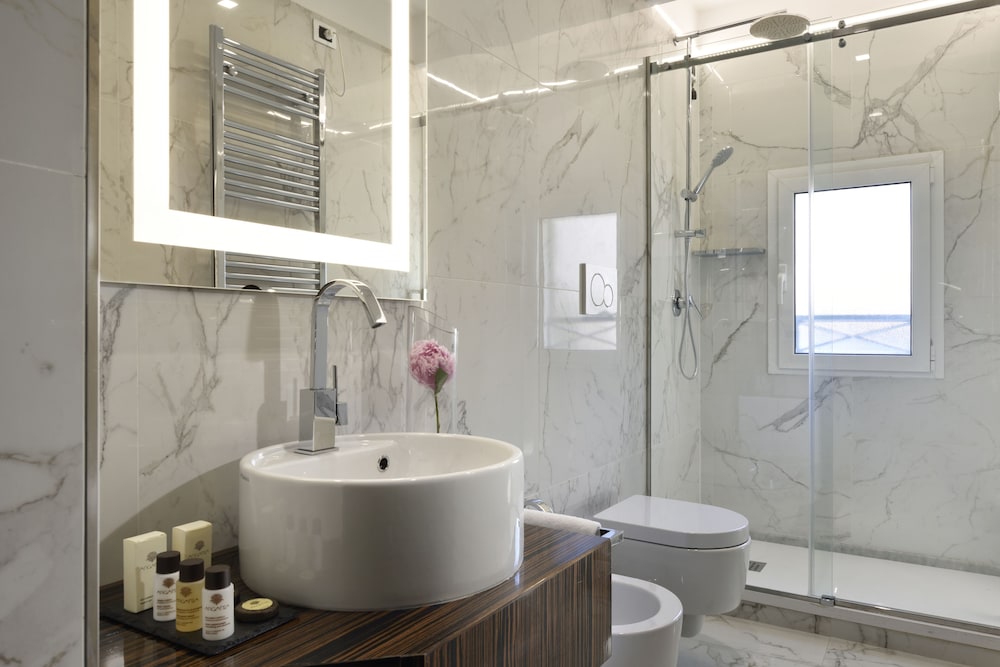 elle boutique hotel