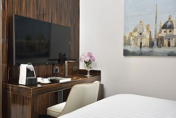 elle boutique hotel