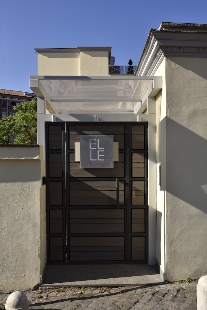 elle boutique hotel