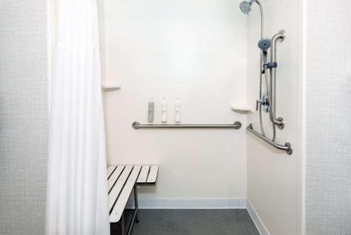hampton inn petersburg southpark mall