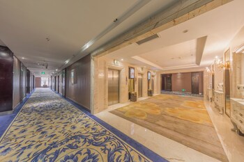 sofis jinyuan hotel