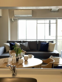 dai3himawari building 402 504 704