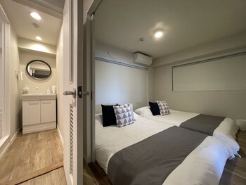 dai3himawari building 402 504 704