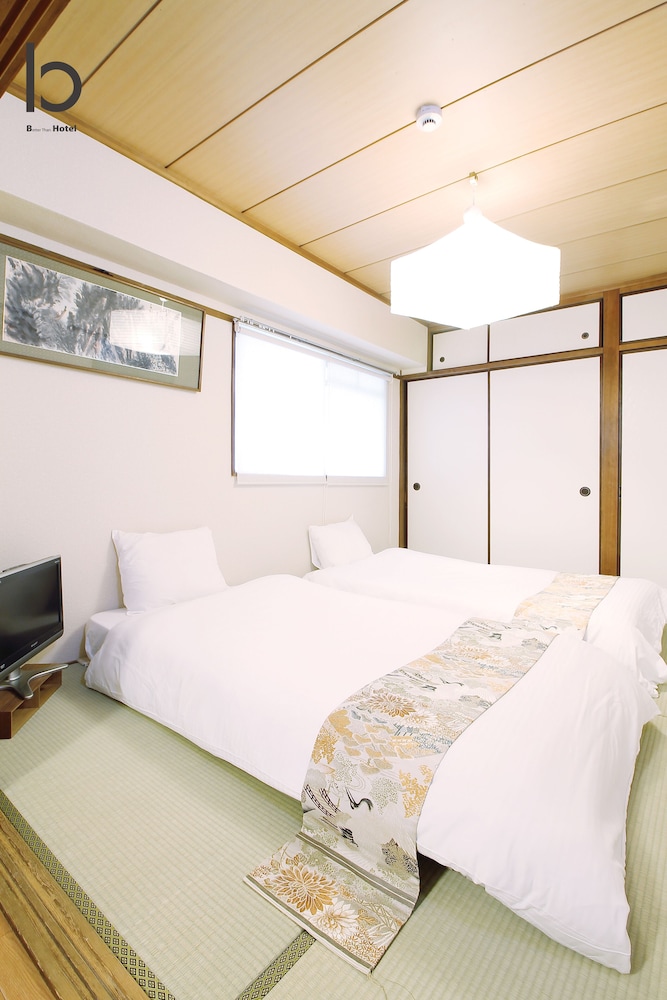 dai3himawari building 402 504 704