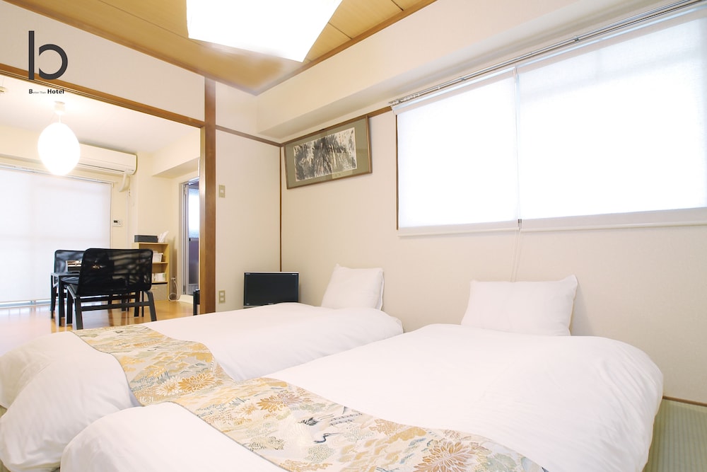 dai3himawari building 402 504 704