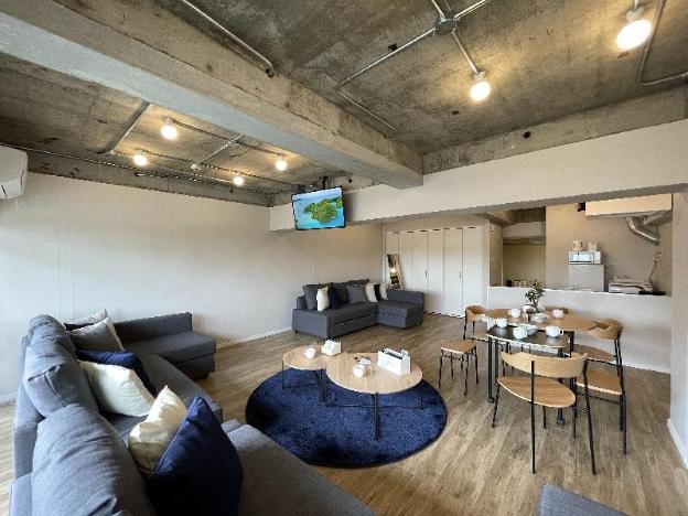 dai3himawari building 402 504 704