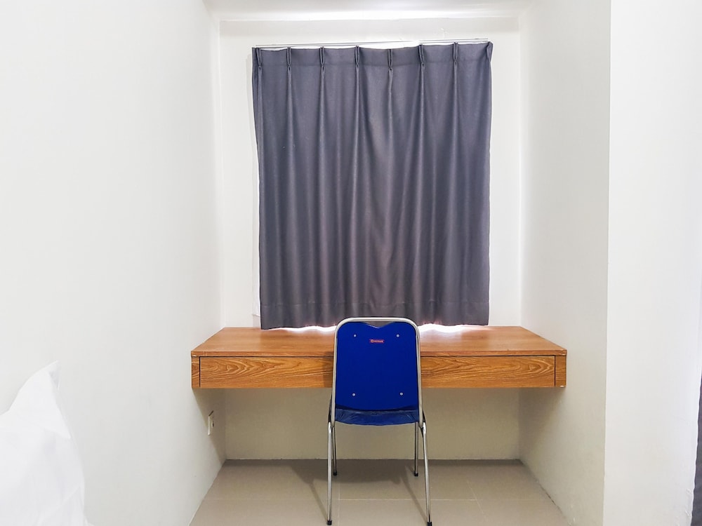 simply look studio tamansari mahogany karawang apartment