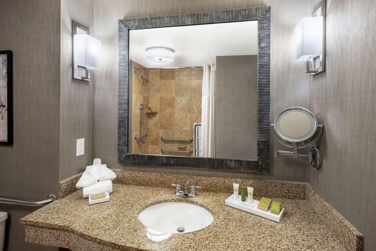 hilton columbia center