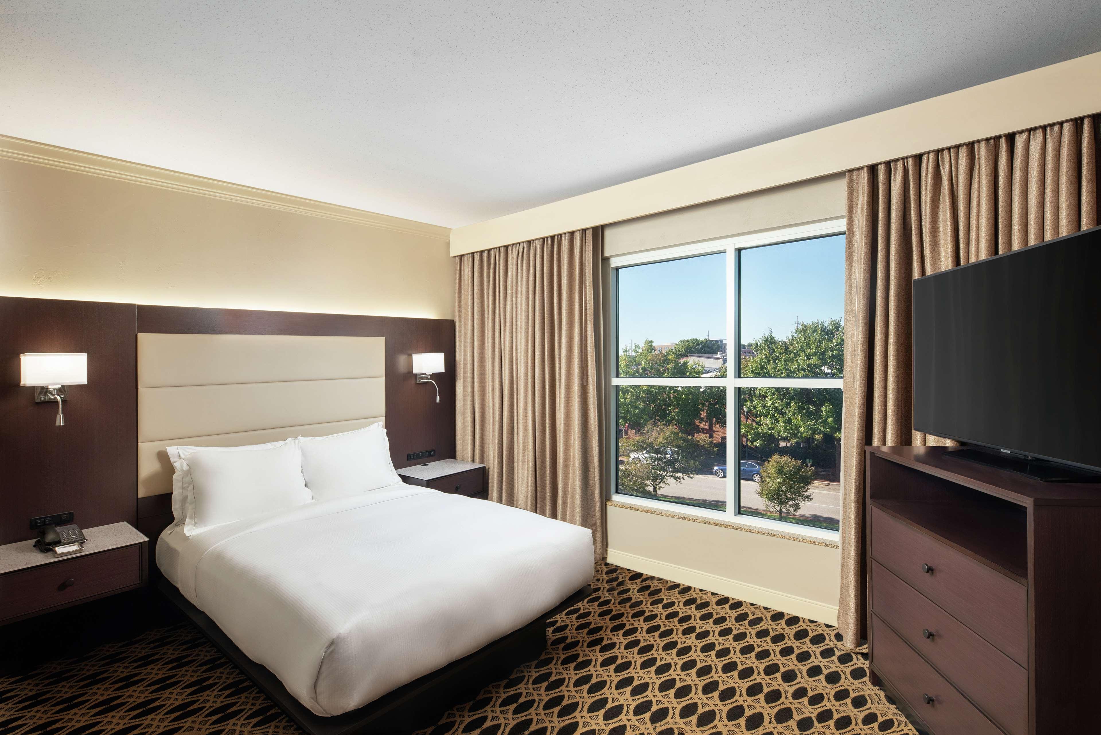 hilton columbia center