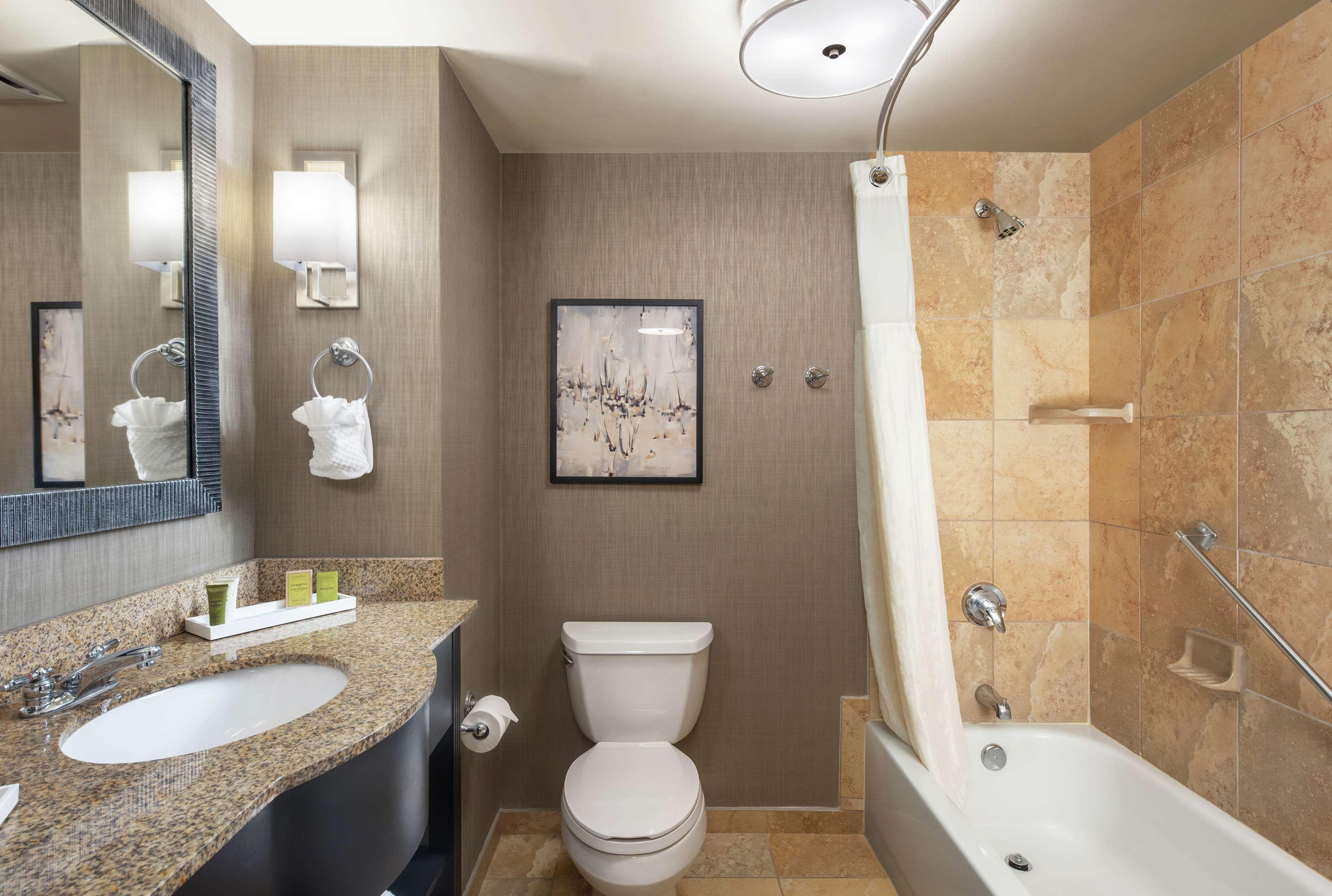 hilton columbia center