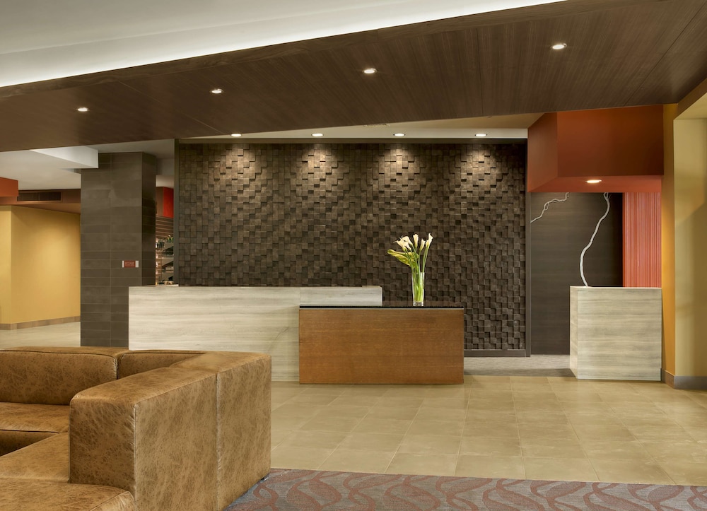 the broadway columbia a doubletree by hilton