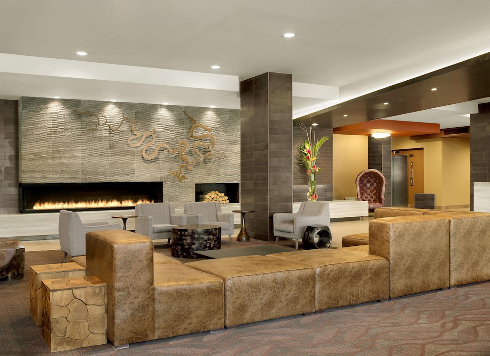 the broadway columbia a doubletree by hilton