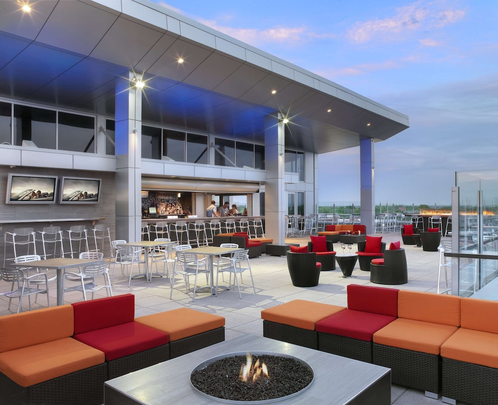 the broadway columbia a doubletree by hilton