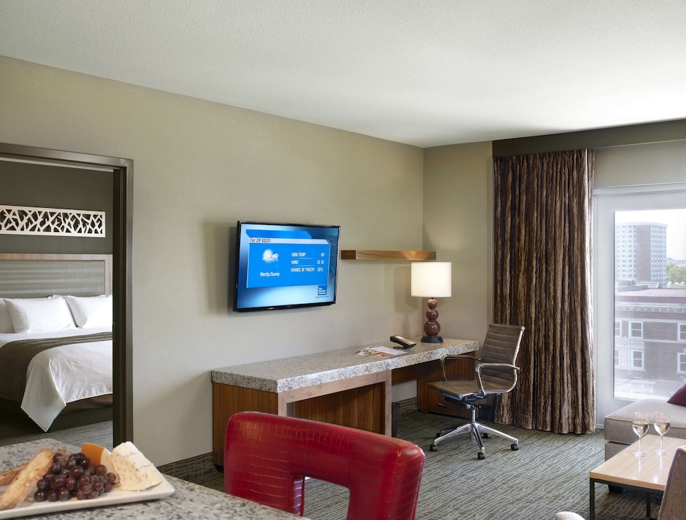 the broadway columbia a doubletree by hilton