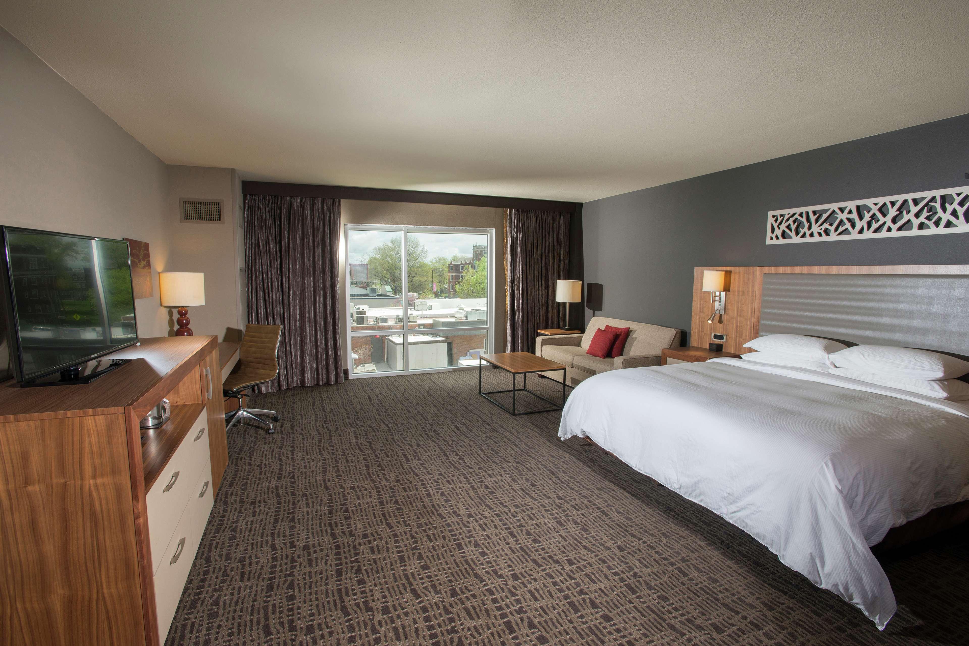 the broadway columbia a doubletree by hilton