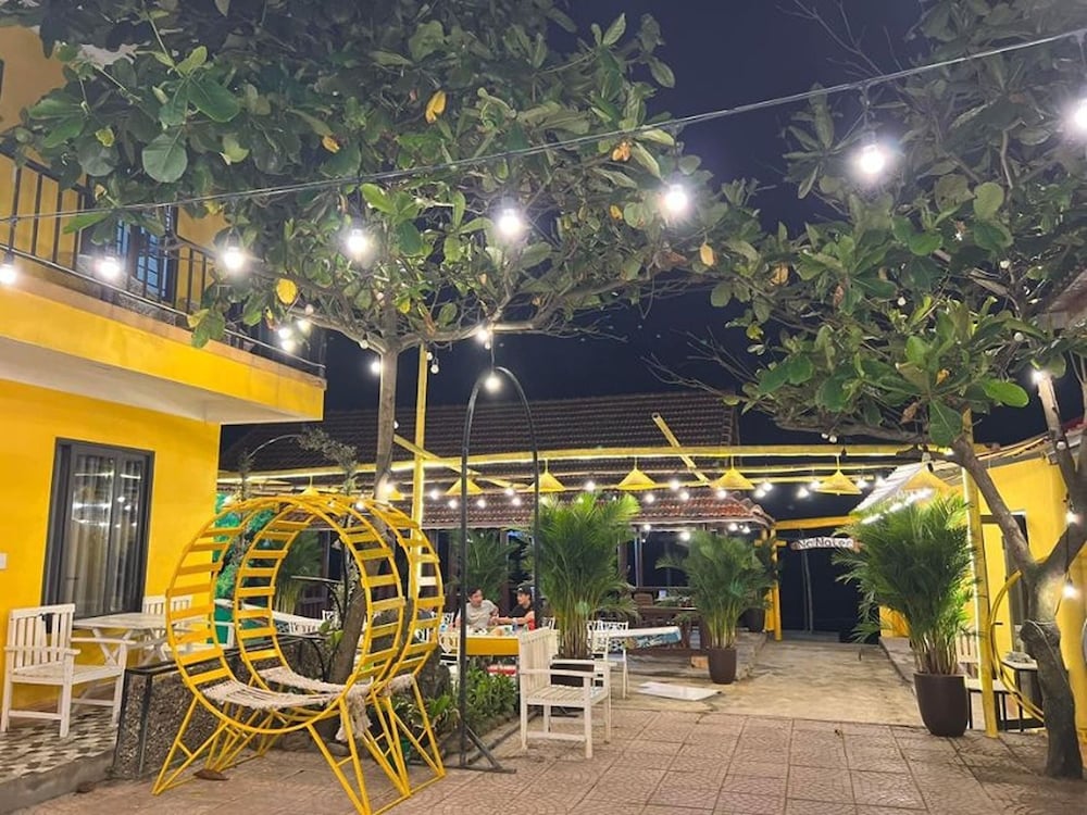 nana lee homestay and restaurant