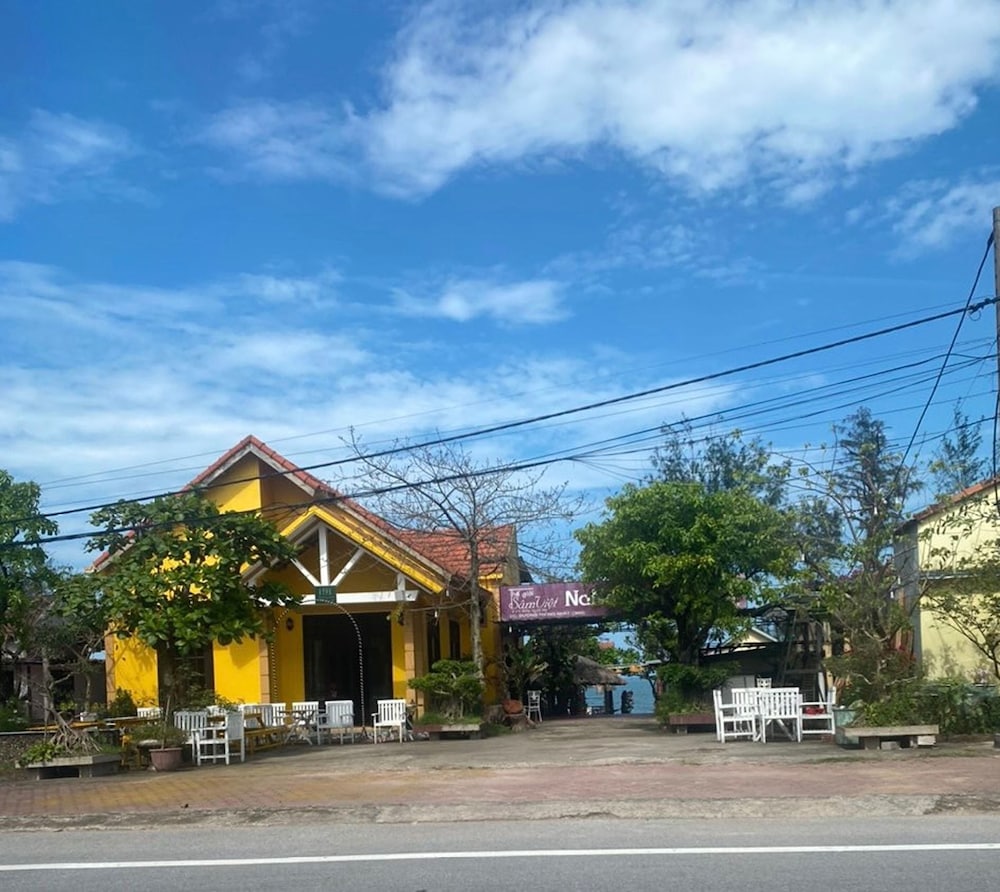 nana lee homestay and restaurant