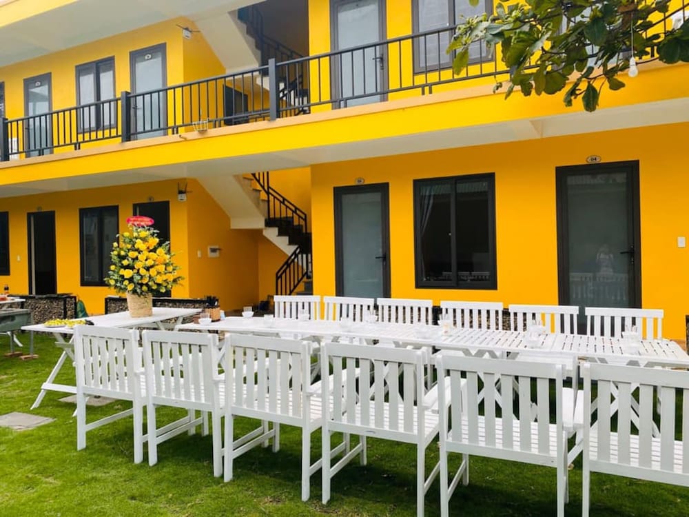 nana lee homestay and restaurant
