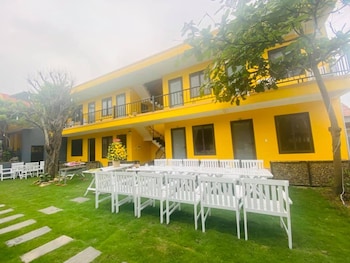 nana lee homestay and restaurant
