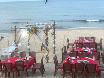 nana lee homestay and restaurant
