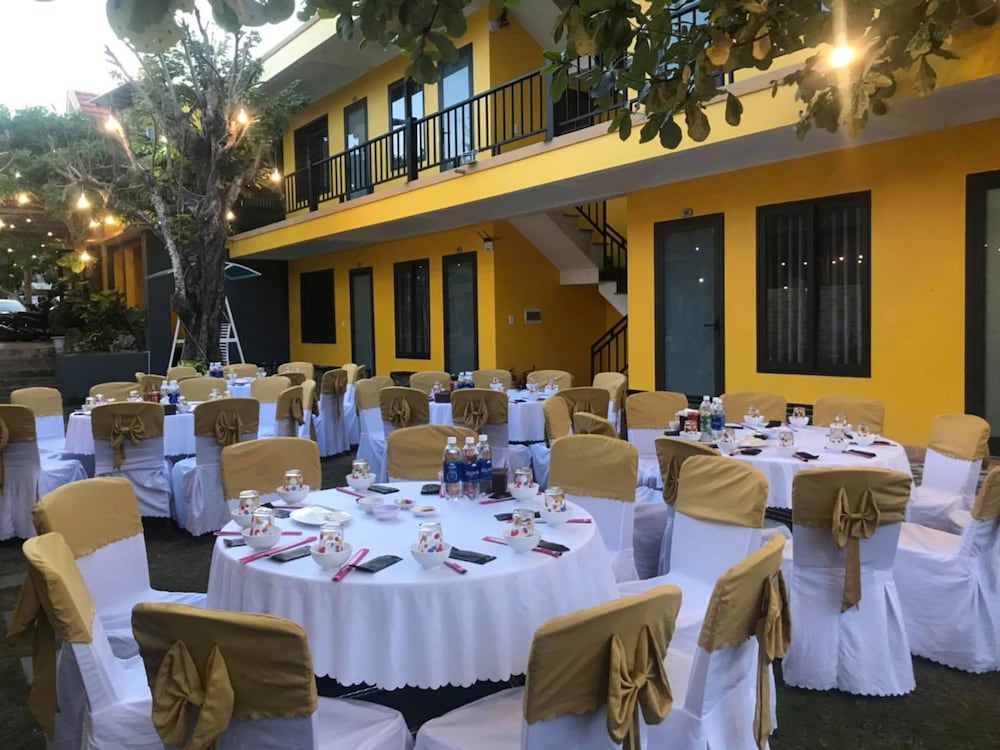 nana lee homestay and restaurant