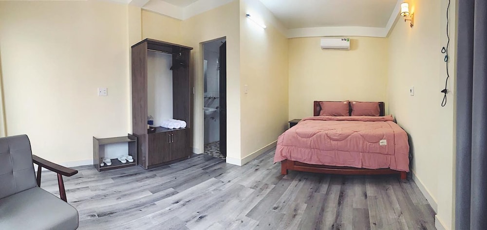 nana lee homestay and restaurant