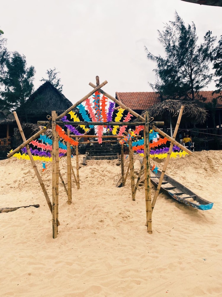 nana lee homestay and restaurant