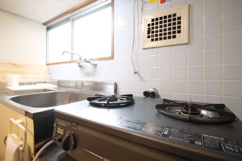 dai3himawari building 701