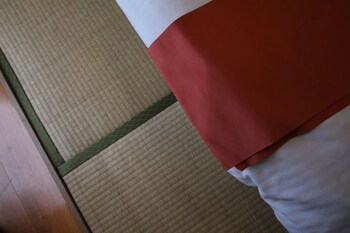 dai3himawari building 701