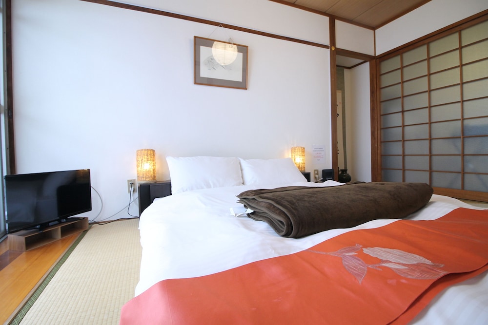 dai3himawari building 701