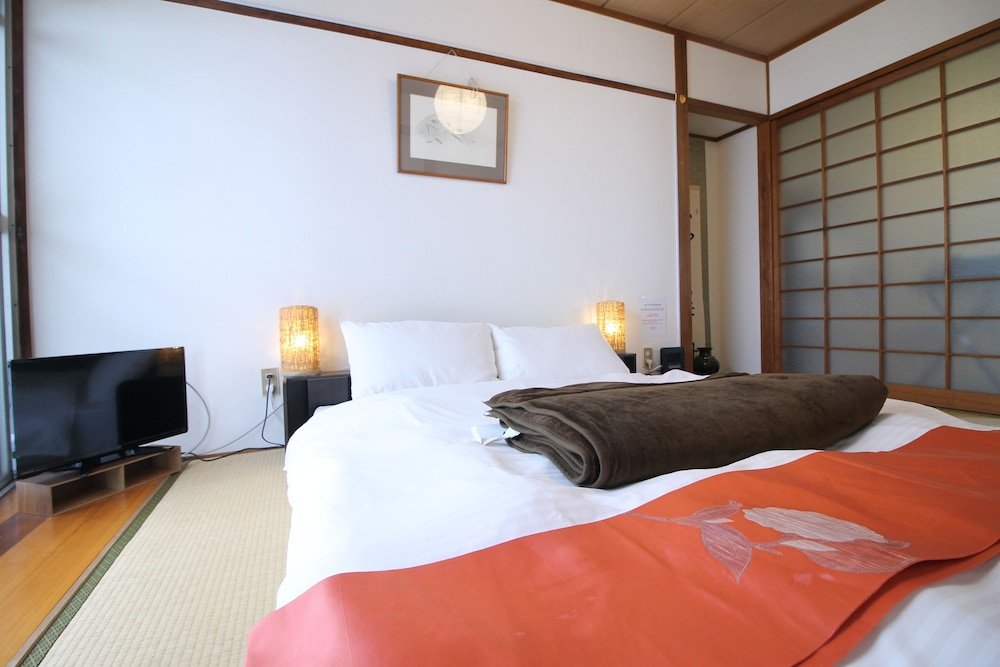 dai3himawari building 701