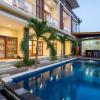 the pulau bungalow