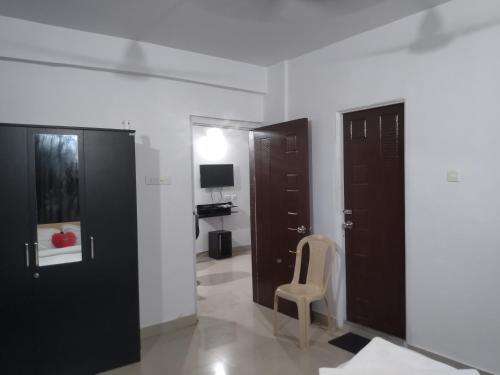 la platina premium suites near puri sea beach