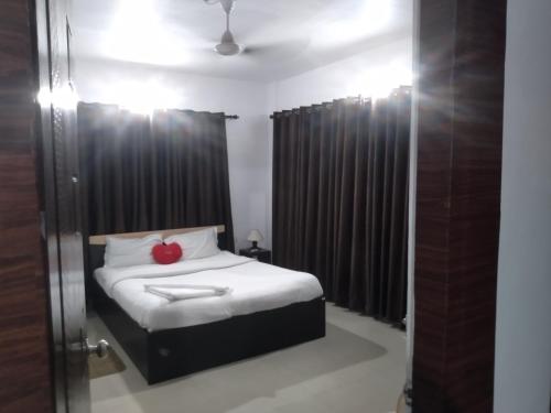 la platina premium suites near puri sea beach