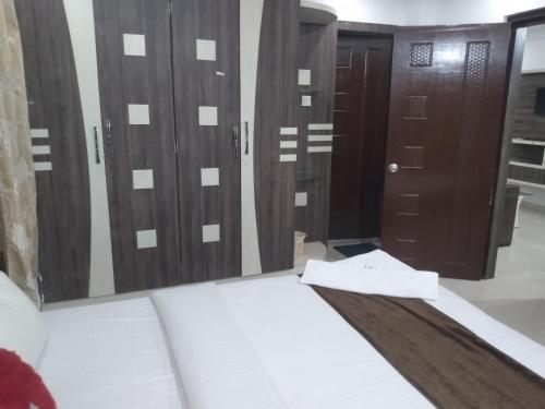 la platina premium suites near puri sea beach