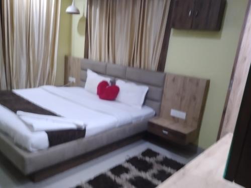 la platina premium suites near puri sea beach
