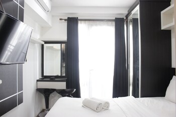 functional studio room the jarrdin cihampelas apartment