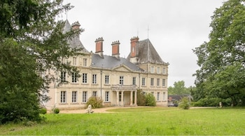 Chateau L' Escale,Le Fort Saint Herblon,3 star