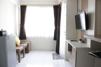 Homey 2Br Apartment At The Jarrdin Cihampelas,,0 star
