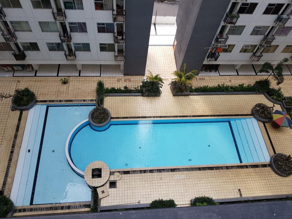 modest 2br apartment at the jarrdin cihampelas