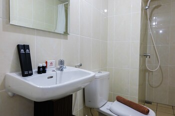 minimalist 2br apartment at m town residence