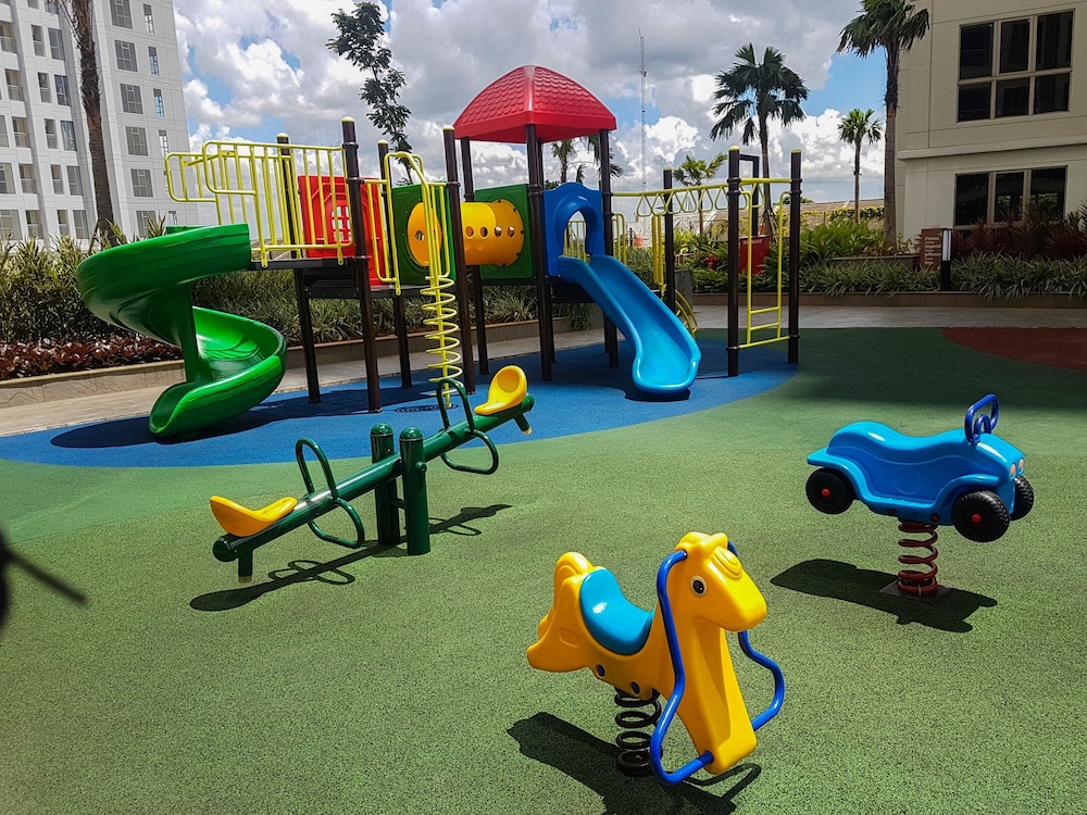 minimalist 2br apartment at m town residence